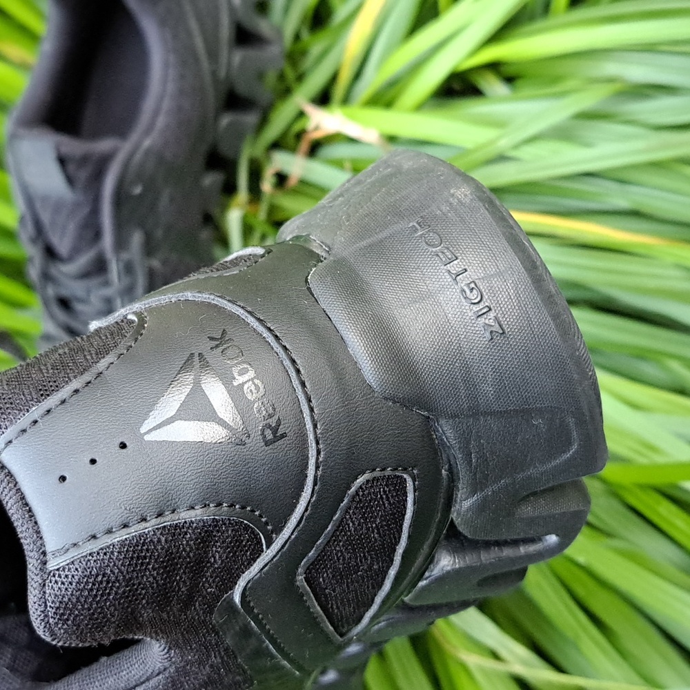 Reebok Zigtech Zig Evolution Black Running Shoes … - image 3
